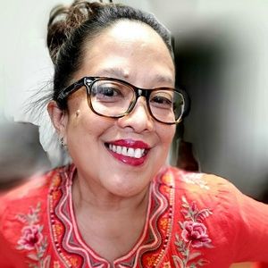 Meet your Posher, Sarahjane